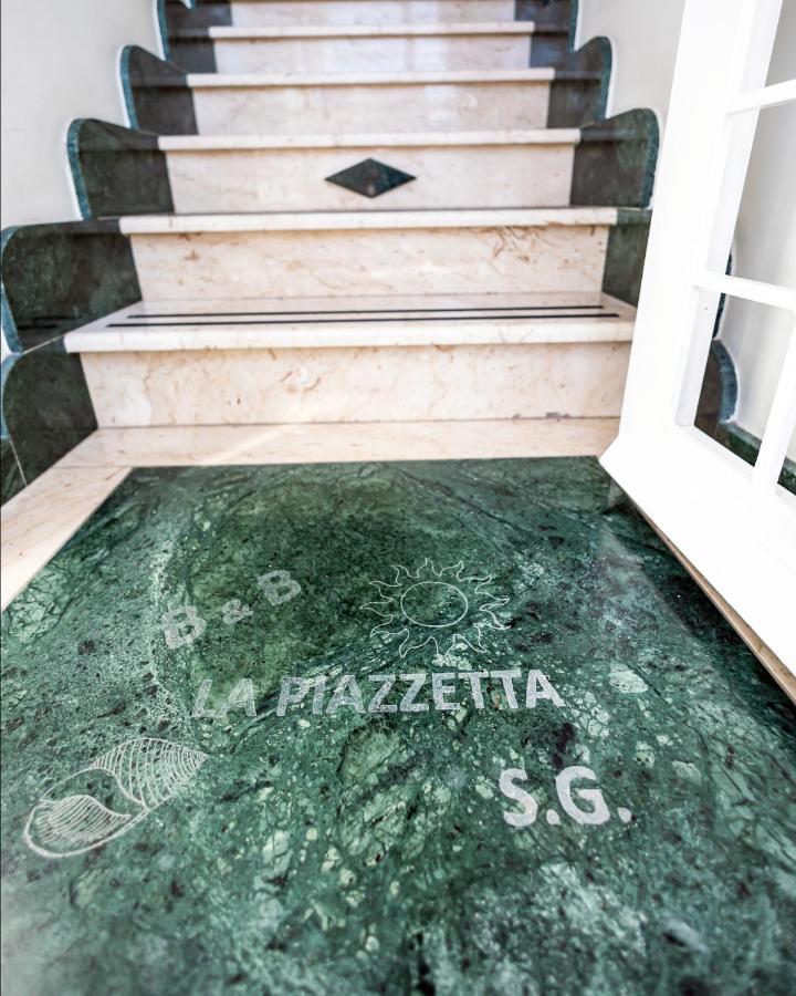 La Piazzetta Bed and Breakfast Giardini Naxos Exteriör bild