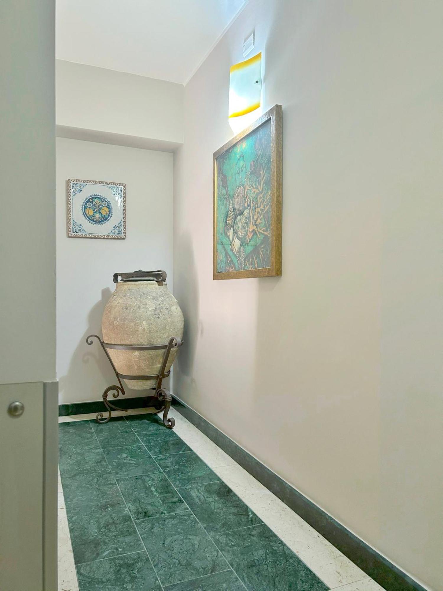 La Piazzetta Bed and Breakfast Giardini Naxos Exteriör bild