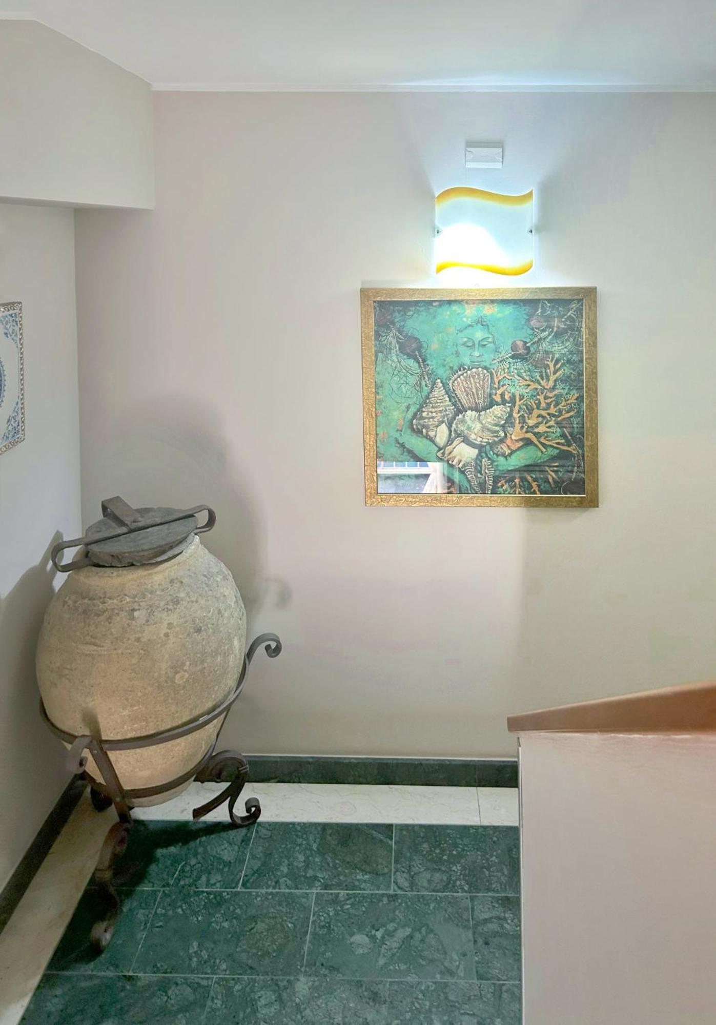 La Piazzetta Bed and Breakfast Giardini Naxos Exteriör bild